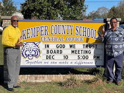 80 new American flags donated to Kemper County schools