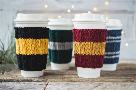 Easy Knit Coffee Cozies (includes a free knitting pattern)