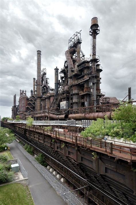 Plant of the steel company Bethlehem Steel, USA : AbandonedPorn