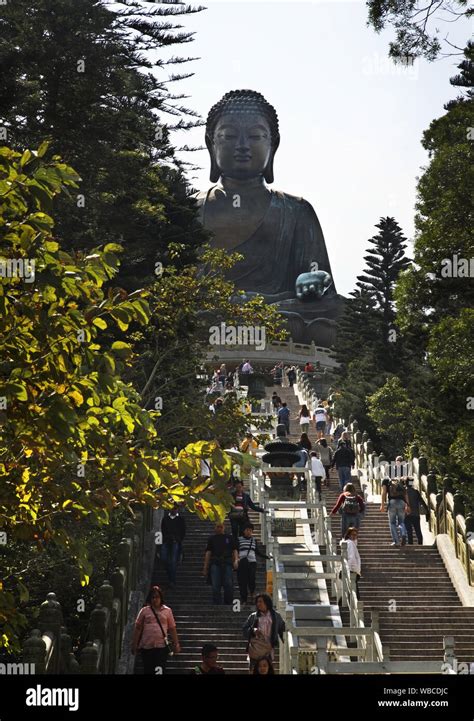 Big buddha hong kong stairs hi-res stock photography and images - Alamy