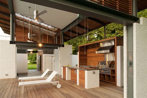 Residential Design Inspiration: Modern Outdoor Kitchens - Studio MM Architect