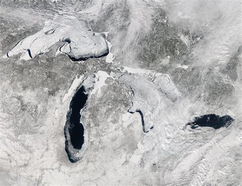 NASA Satellite Image Shows Ice Cover On Great Lakes - Business Insider