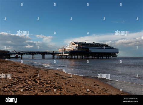 Cleethorpes Pier at Cleethorpes beach near Grimsby Stock Photo - Alamy