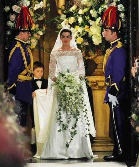 The Princess Diaries 2: Royal Engagement. (2004). | Movie wedding dresses, Royal wedding dress ...