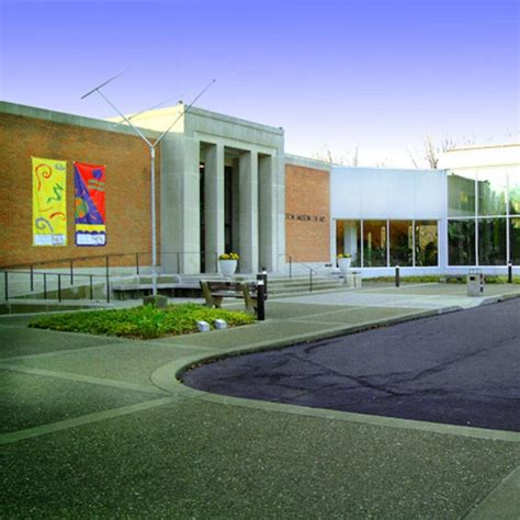 Huntington Museum of Art – International Student Center