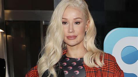 Iggy Azalea: Rapper reveals she has a son, but is keeping his life private | Ents & Arts News ...