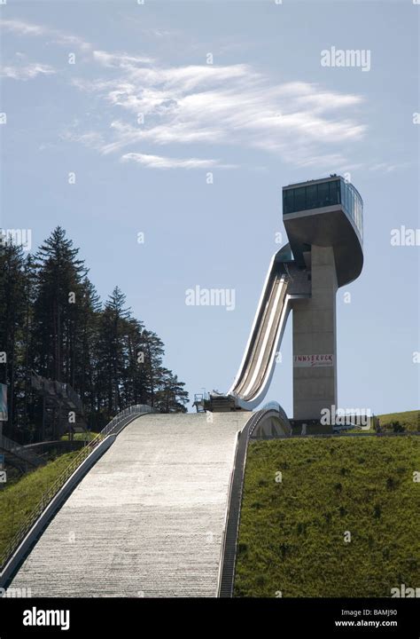 BERGISEL SKI JUMP, ZAHA HADID, INNSBRUCK, AUSTRIA Stock Photo - Alamy