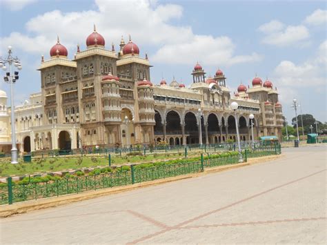 File:Maharaja Palace, Mysore.JPG - Wikimedia Commons