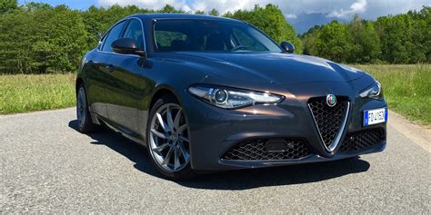 2017 Alfa Romeo Giulia Review | CarAdvice