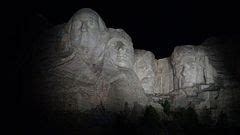 Category:Mount Rushmore National Memorial at night - Wikimedia Commons