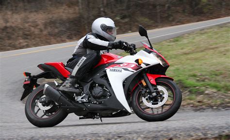 R-rated beginner fun: Yamaha R3 review - Canada Moto Guide