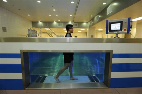 Underwater Treadmill for Aquatic Therapy - EWAC Medical