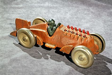 Old Antique Toys: The Hubley Animated Cast Iron Racer