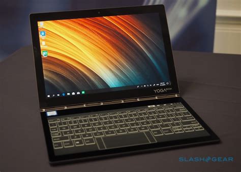 Lenovo Yoga Book C930 hands-on: Dual E Ink and LCD delight - SlashGear