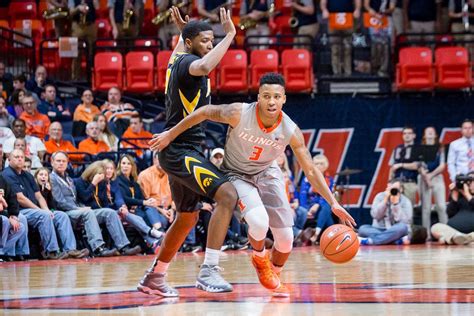 Video: Illinois vs. Iowa men's basketball highlights - The Daily Illini