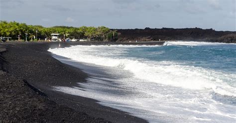 Hawaii’s Pohoiki Black Sand Beach May Be Replaced With a Boat Ramp