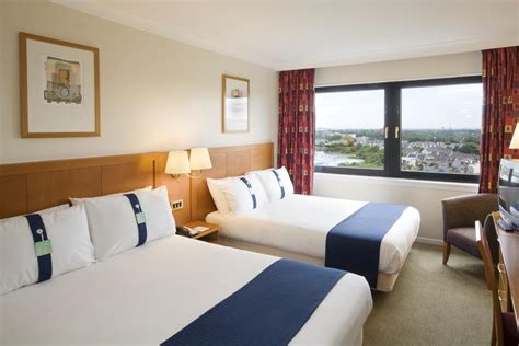 The 10 Best Cheap Hotels in Edinburgh, Scotland