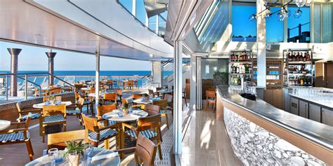 7 Cruise Ship Outdoor Dining Areas