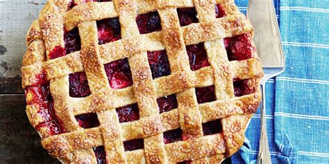 Easy Summer Fruit Pies - Homemade Fruit Pies