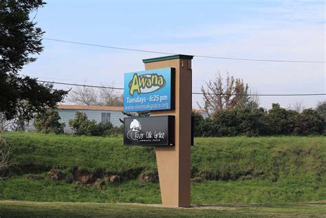 Outdoor Programmable Led Signs - adVISION LED Inc. 🇺🇸