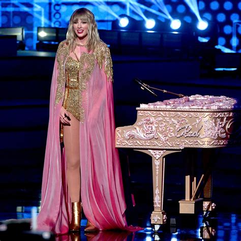 Taylor Swift: You Tube Taylor Swift Amas 2019