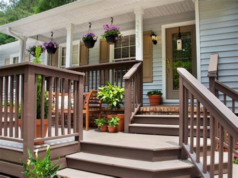 Deck Maintenance Tips | HGTV