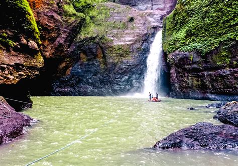 Pagsanjan Falls and Hidden Valley day trip