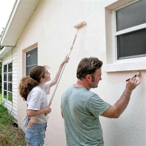 What's the Cost to Paint the Exterior of a House? | The Family Handyman