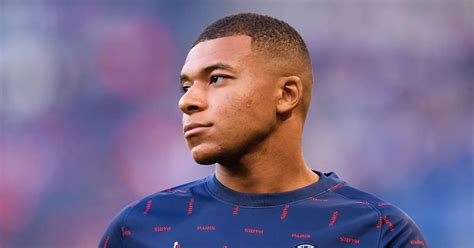 Pochettino 'absolutely loves' Mbappe — would Boehly make a move ...