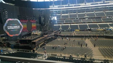 concert photos at At&t Stadium