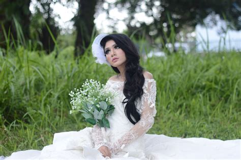 Free photo: Woman Wearing of White Off-shoulder Bridal Dress - Beautiful, Grass, Wedding dress ...