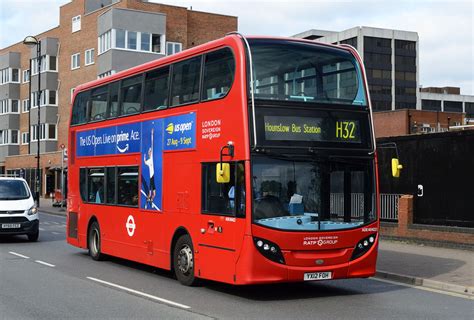 London Bus Routes | Route H32: Southall, Town Hall - Hounslow, Bus Station