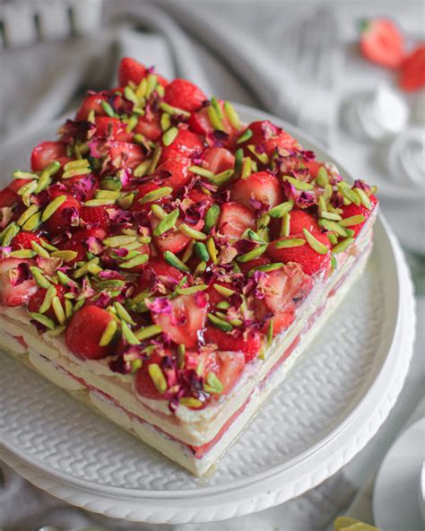 Strawberry and Watermelon Cake » Mai Cookbook