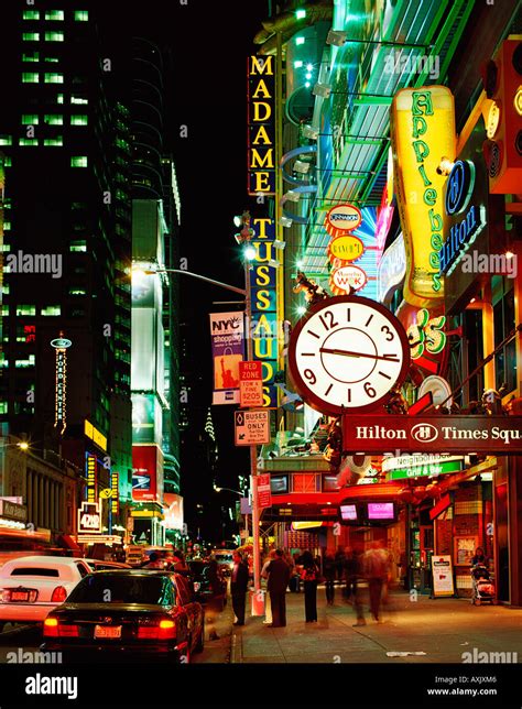 New York 42nd Street High Resolution Stock Photography and Images - Alamy