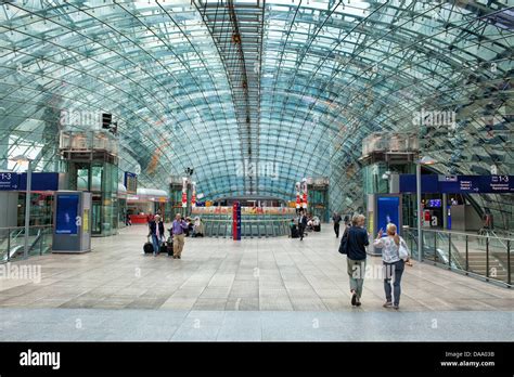 Frankfurt airport train station. Germany Stock Photo - Alamy