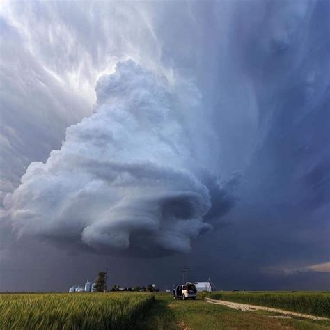 Amazing clouds form, Leoti, Kansas, USA | Clouds, Nature pictures ...