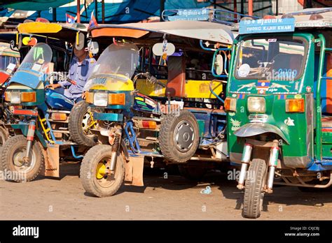 Lao tuk tuk hi-res stock photography and images - Alamy