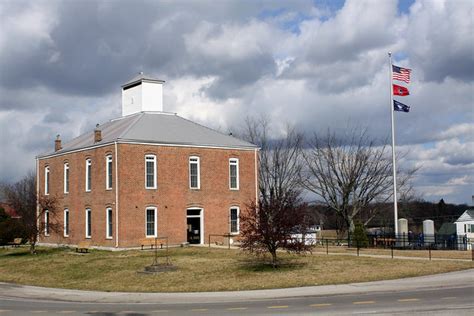 Van Buren County Courthouse - Spencer, TN | Flickr - Photo Sharing!