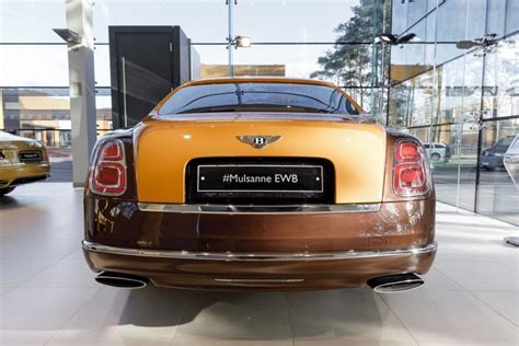 BENTLEY MULSANNE EWB HALLMARK EDITION GOLD PACK