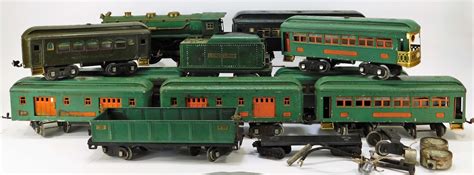 Sold Price: 11 Antique Lionel Pre War Train Cars - February 6, 0120 10: ...