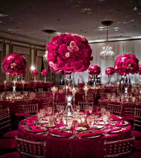 Simply Chic Wedding Flower Decor Ideas - MODwedding | Wedding flower decor, Fuchsia wedding ...