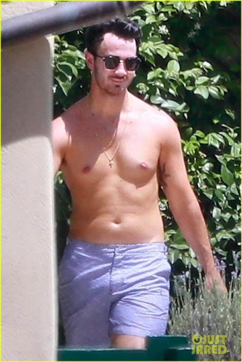 Kevin Jonas Shows Off Shirtless Torso In France Ahead of Joe Jonas ...