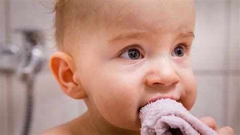 Baby throwing up: Causes, symptoms, and treatmets