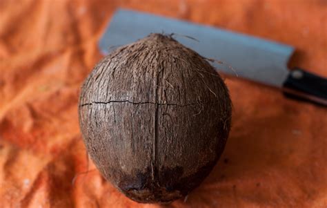 Mama Tommy's: How to Crack a Coconut Perfectly in Half [Zack]