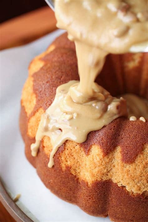 Praline Bundt Cake - Cookies and Cups