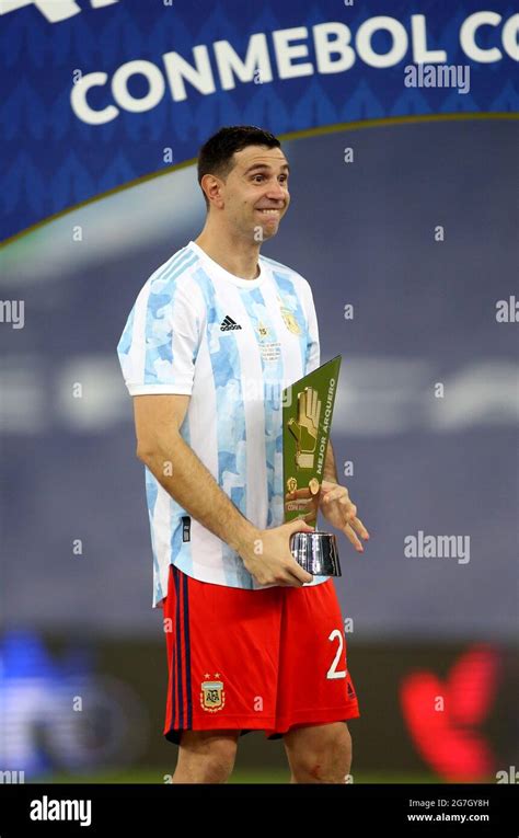 Emiliano Martinez Signed Argentina Photo: 2021 Copa America Best Goalkeeper ...