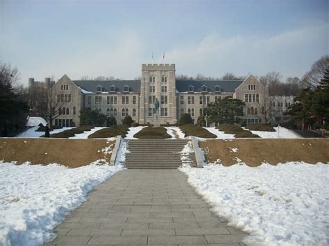 Top 5 Most Beautiful Korean University Campus | uBitto