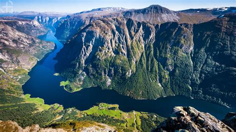 Norwegia Zachodnia - Majestatyczny Nærøyfjord - Portal podróżniczy o Norwegii