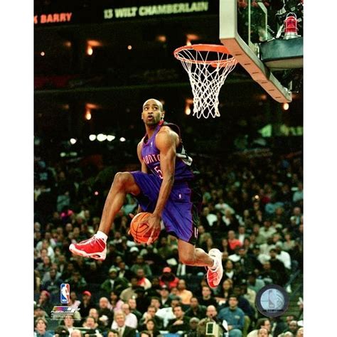 Vince Carter 2000 NBA Slam Dunk Contest Photo Print (20 x 24) - Walmart ...