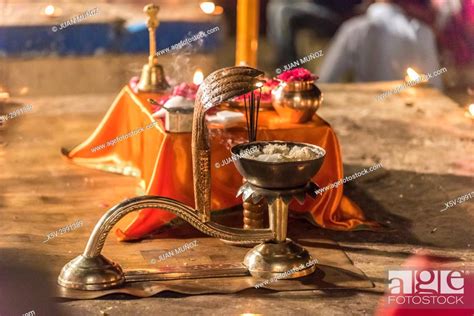 Ganga Aarti ceremony on the ghats of the Ganges, Benares, Varanasi, Uttar Pradesh, India, Stock ...